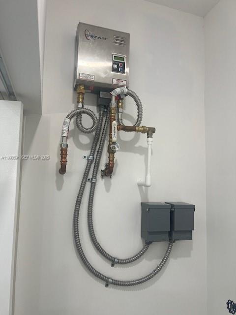 1ST ADDN TO LAWNDALE - Residential