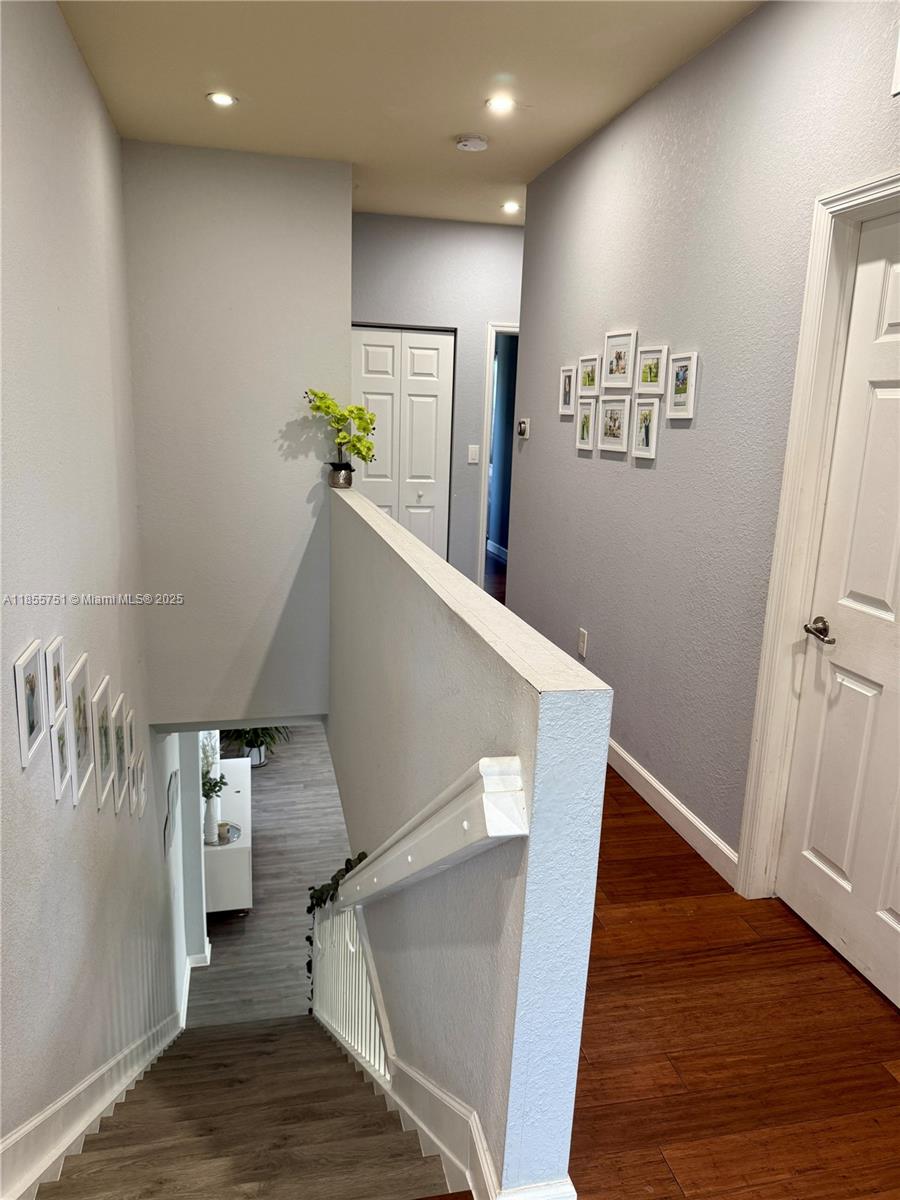 KENDALL COMMONS RESIDENTI - Residential