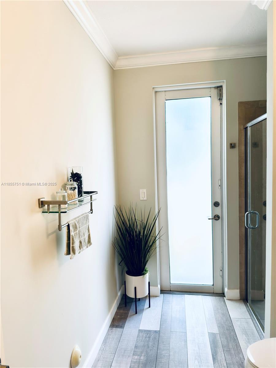 KENDALL COMMONS RESIDENTI - Residential