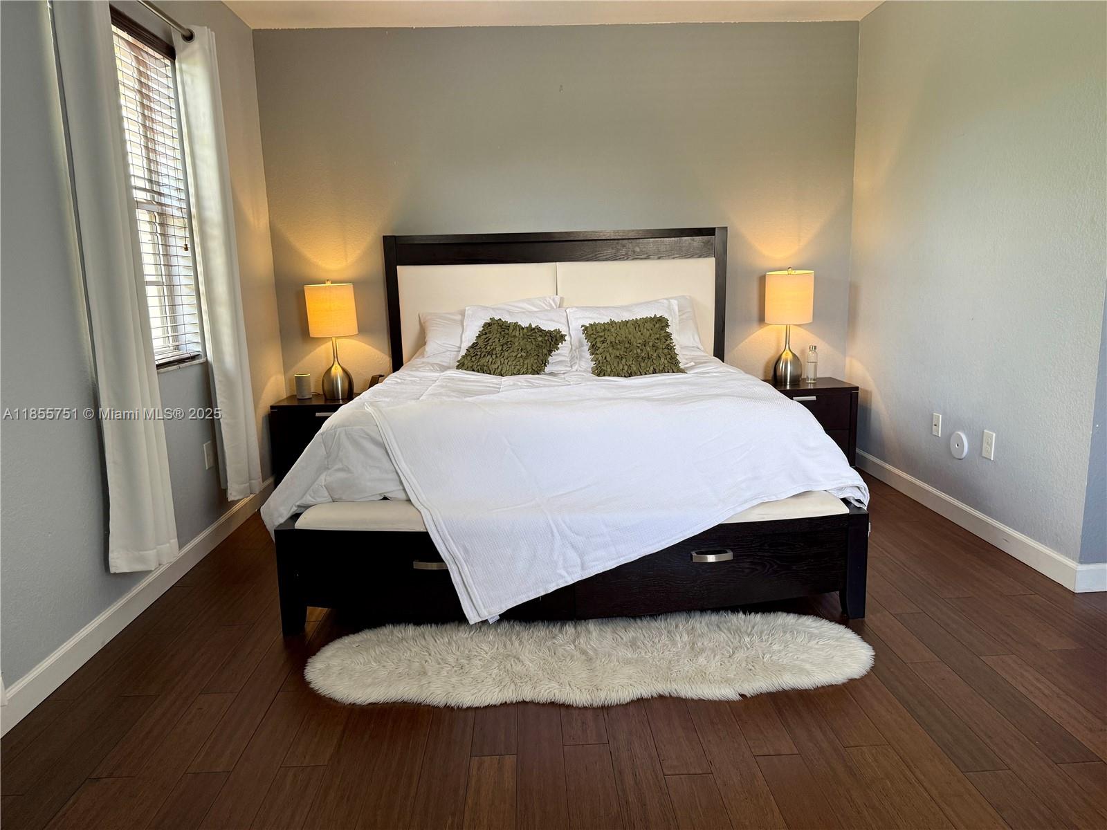 KENDALL COMMONS RESIDENTI - Residential