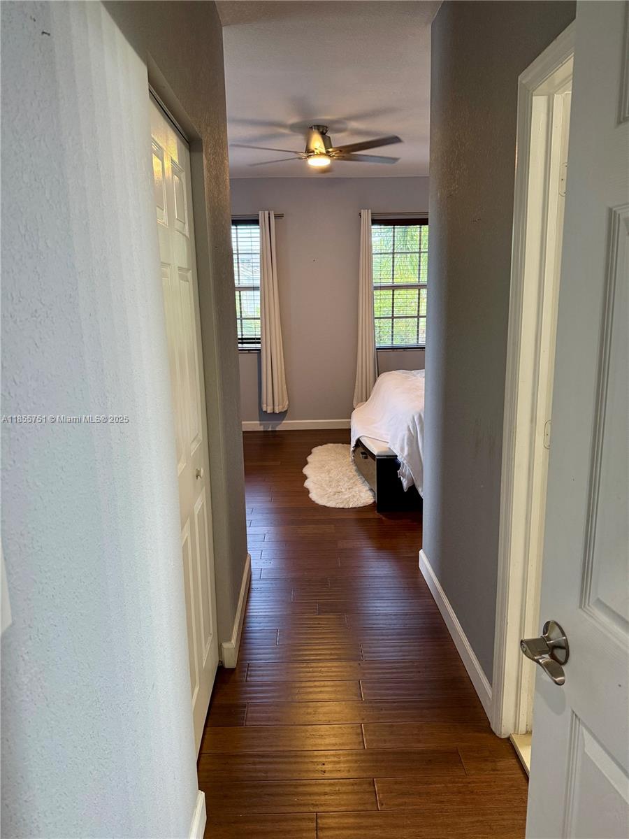 KENDALL COMMONS RESIDENTI - Residential