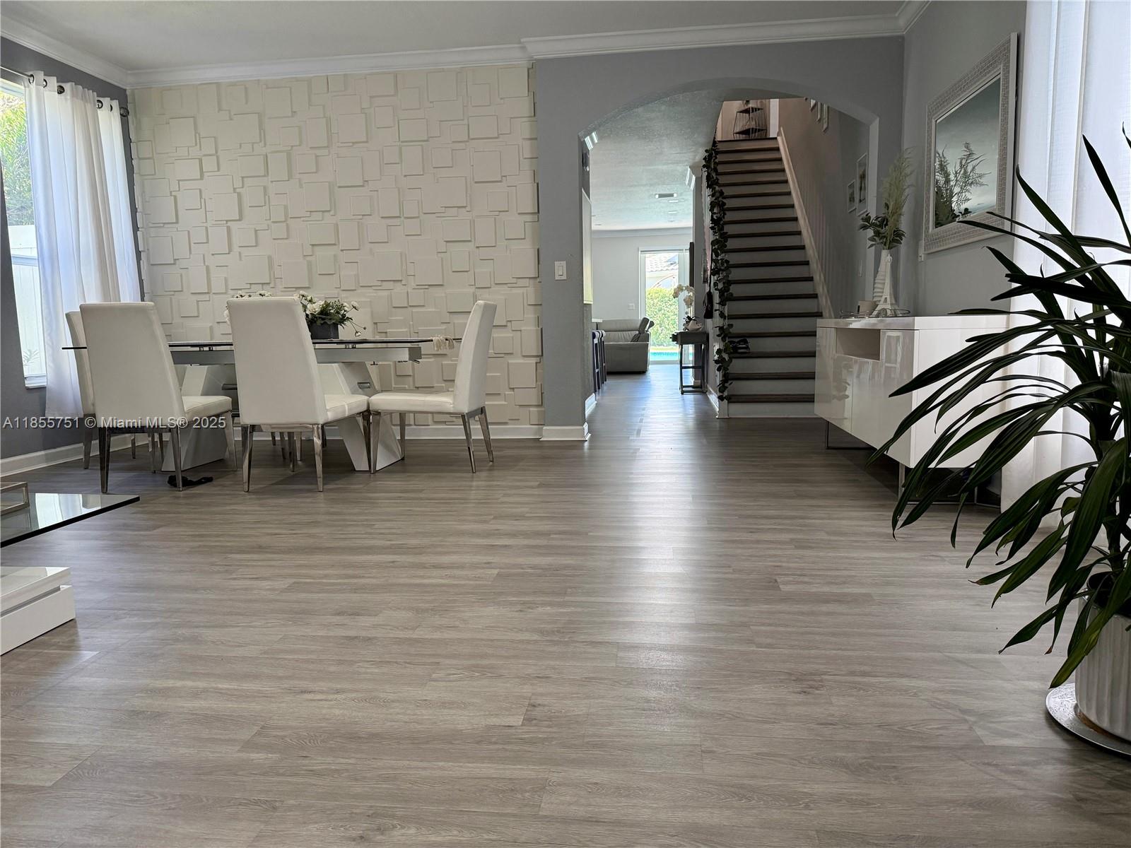 KENDALL COMMONS RESIDENTI - Residential