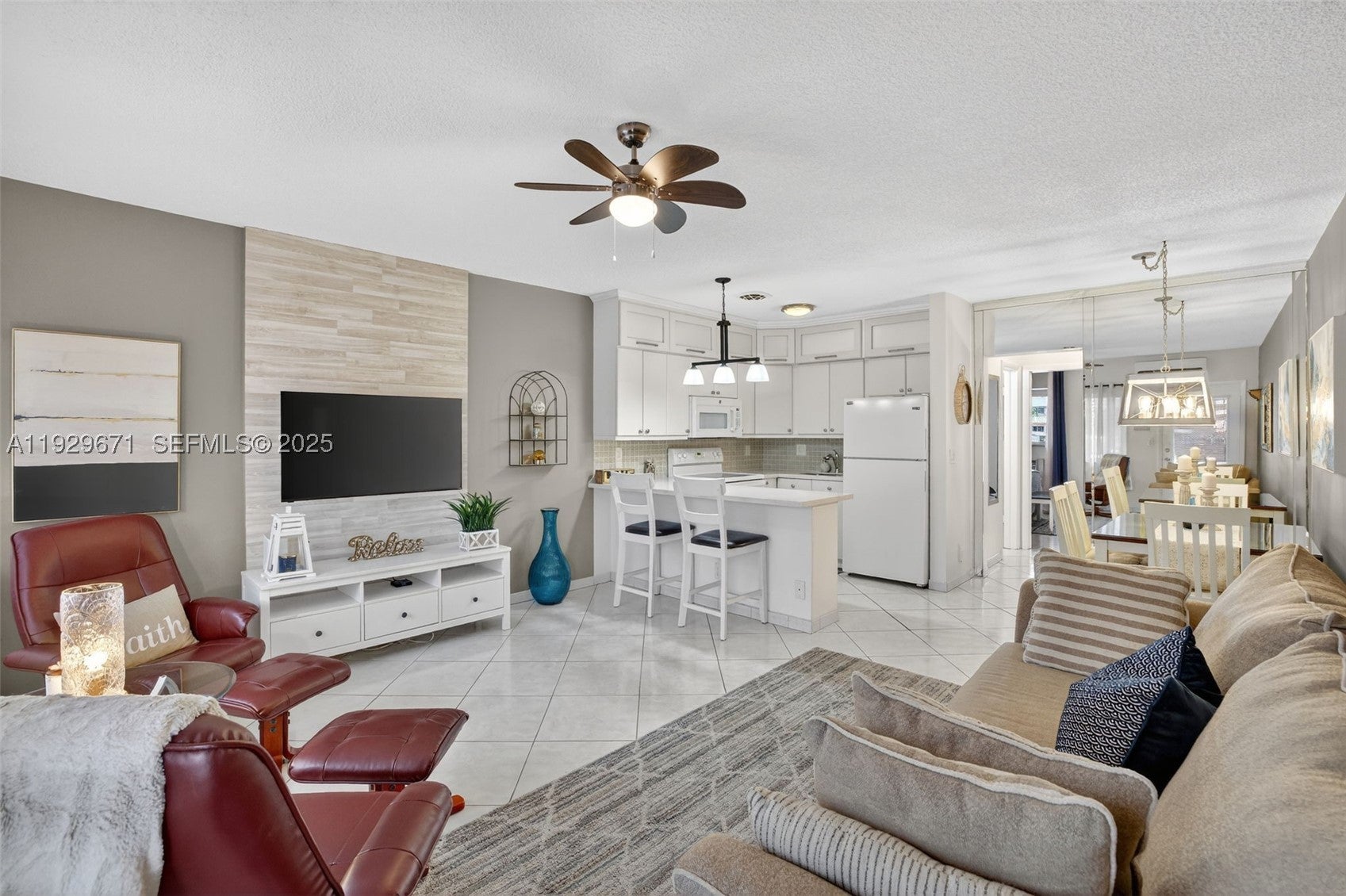 800 SW 10th Ter