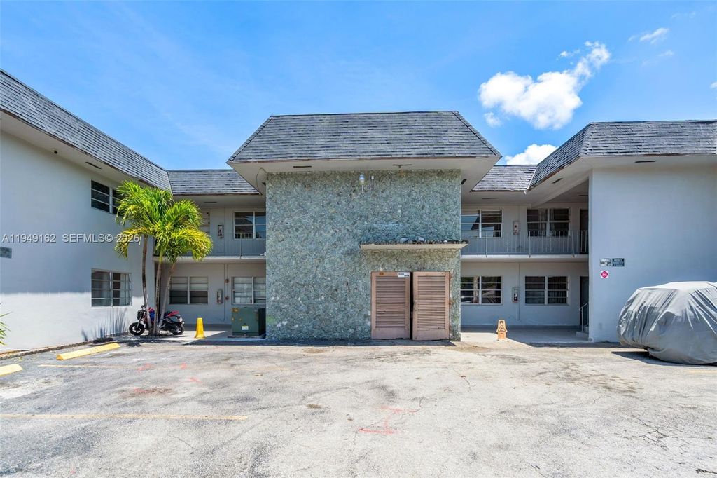 Photo of 300 NE 1st Ct #208, Hallandale Beach, FL 33009 (MLS # A11949162)