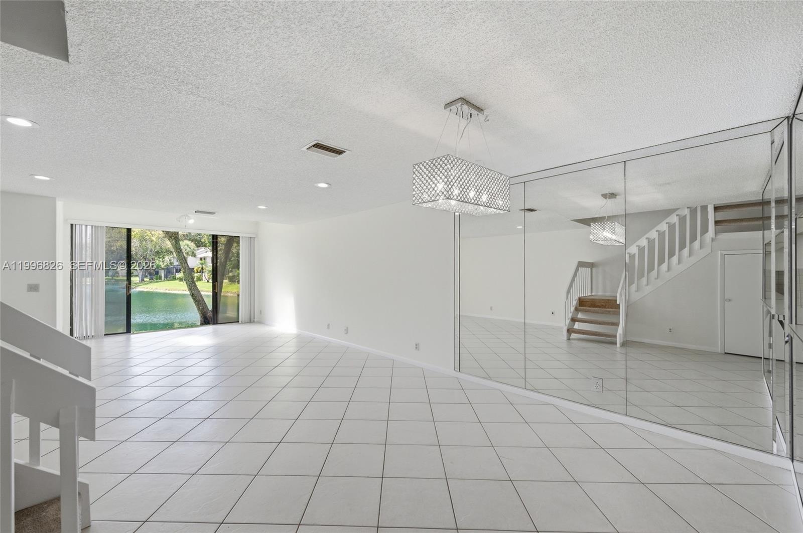 BAYWOOD VILLAGE II-B COND - Residential