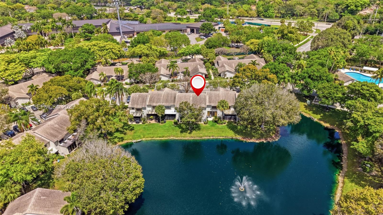 BAYWOOD VILLAGE II-B COND - Residential