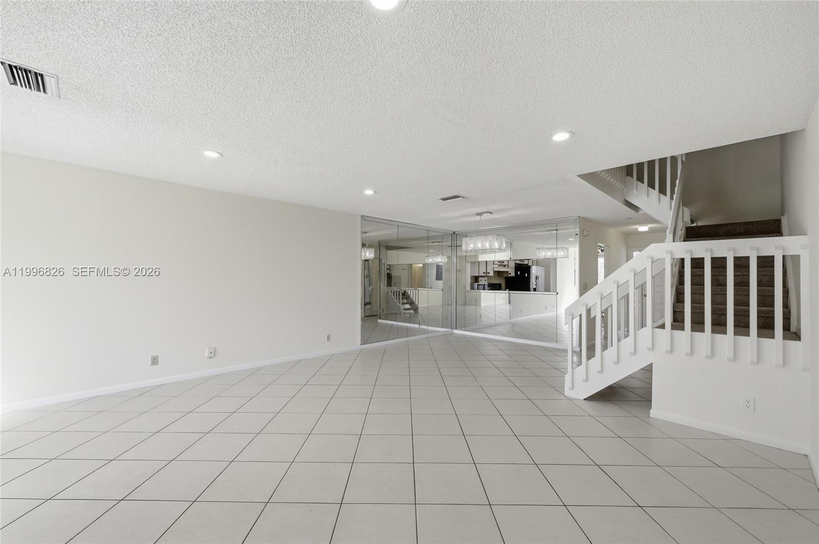 BAYWOOD VILLAGE II-B COND - Residential