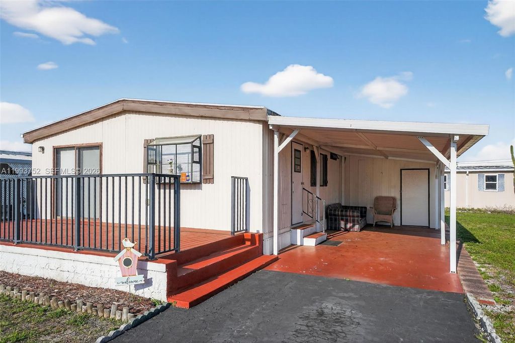 Photo of 415 E Erie Drive, Fort Pierce, FL 34946 (MLS # A11993752)