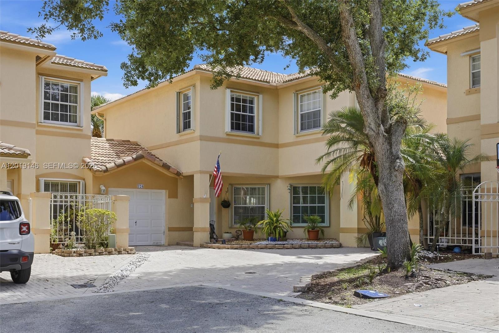 724 NW 170th Ter