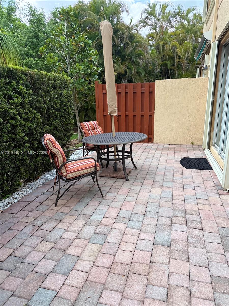 PEMBROKE ISLES V - Residential