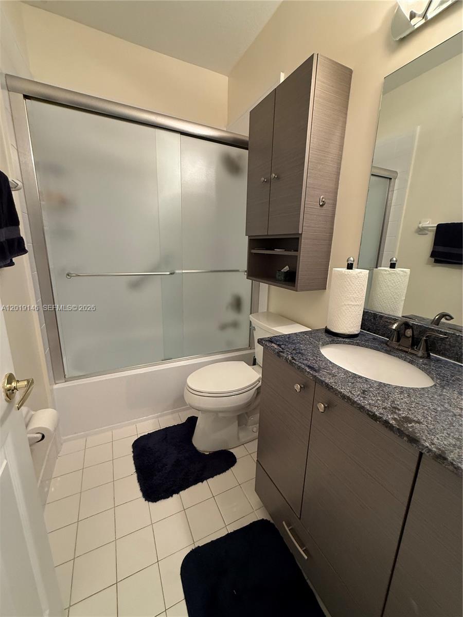PEMBROKE ISLES V - Residential