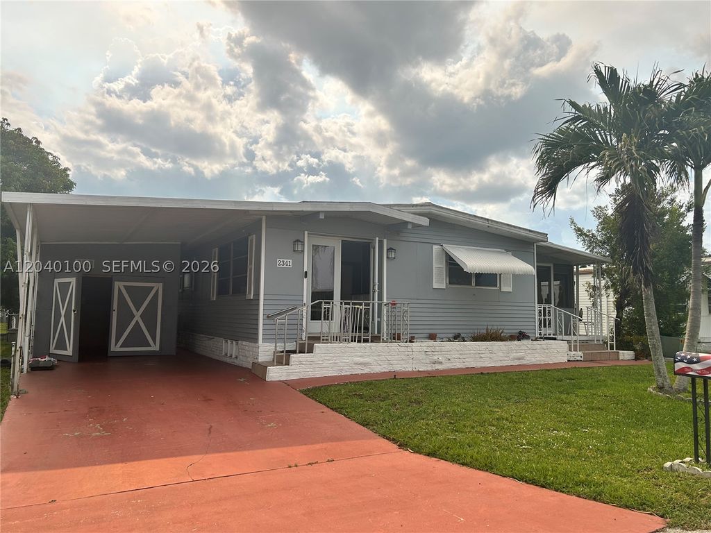 Photo of 2341 SW 84th Ave, Davie, FL 33324 (MLS # A12040100)