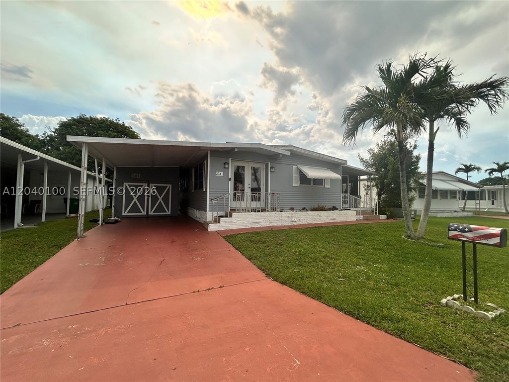 Photo of 2341 SW 84th Ave, Davie, FL 33324 (MLS # A12040100)