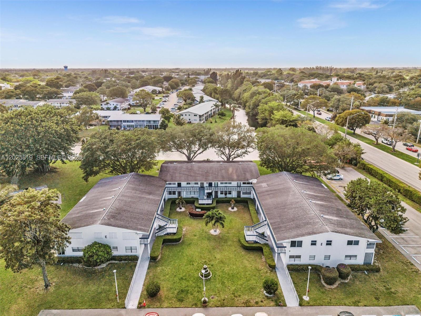 WESTBURY E CONDO - Residential