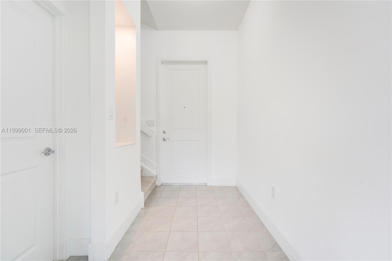 631983 - SILVERWOOD AT AVE - Residential