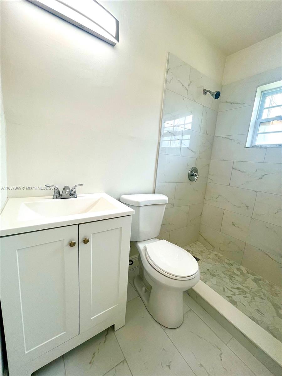 HOOSIER HEIGHTS - Residential Lease