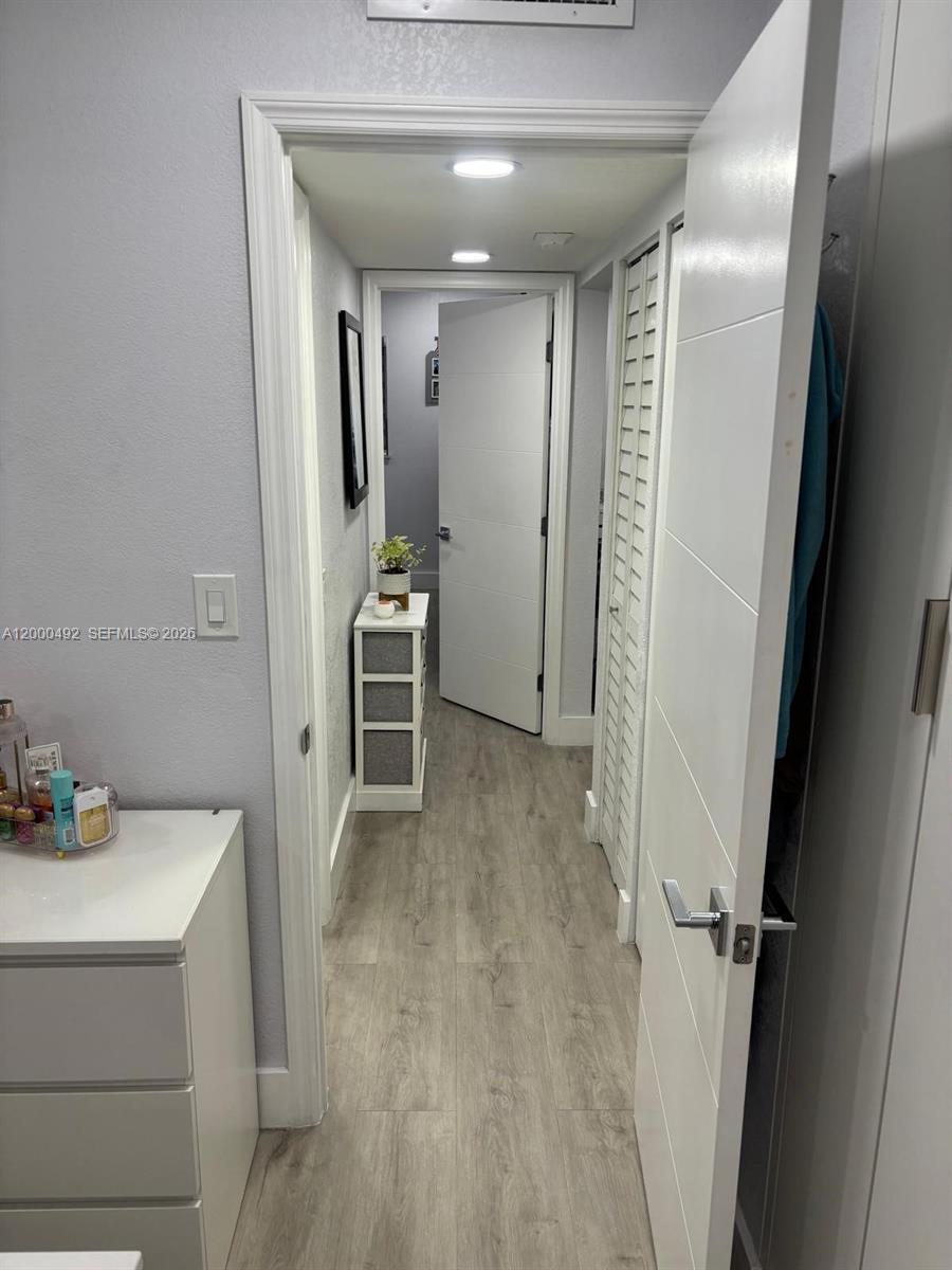 VILLA BISCAYA JARDINES CO - Residential