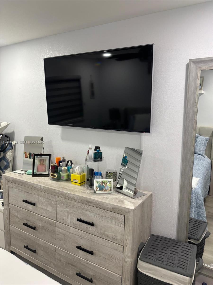 VILLA BISCAYA JARDINES CO - Residential