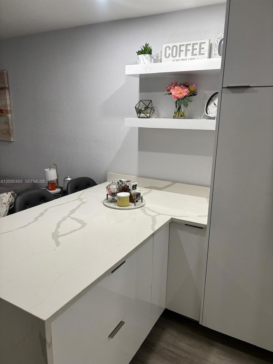 VILLA BISCAYA JARDINES CO - Residential