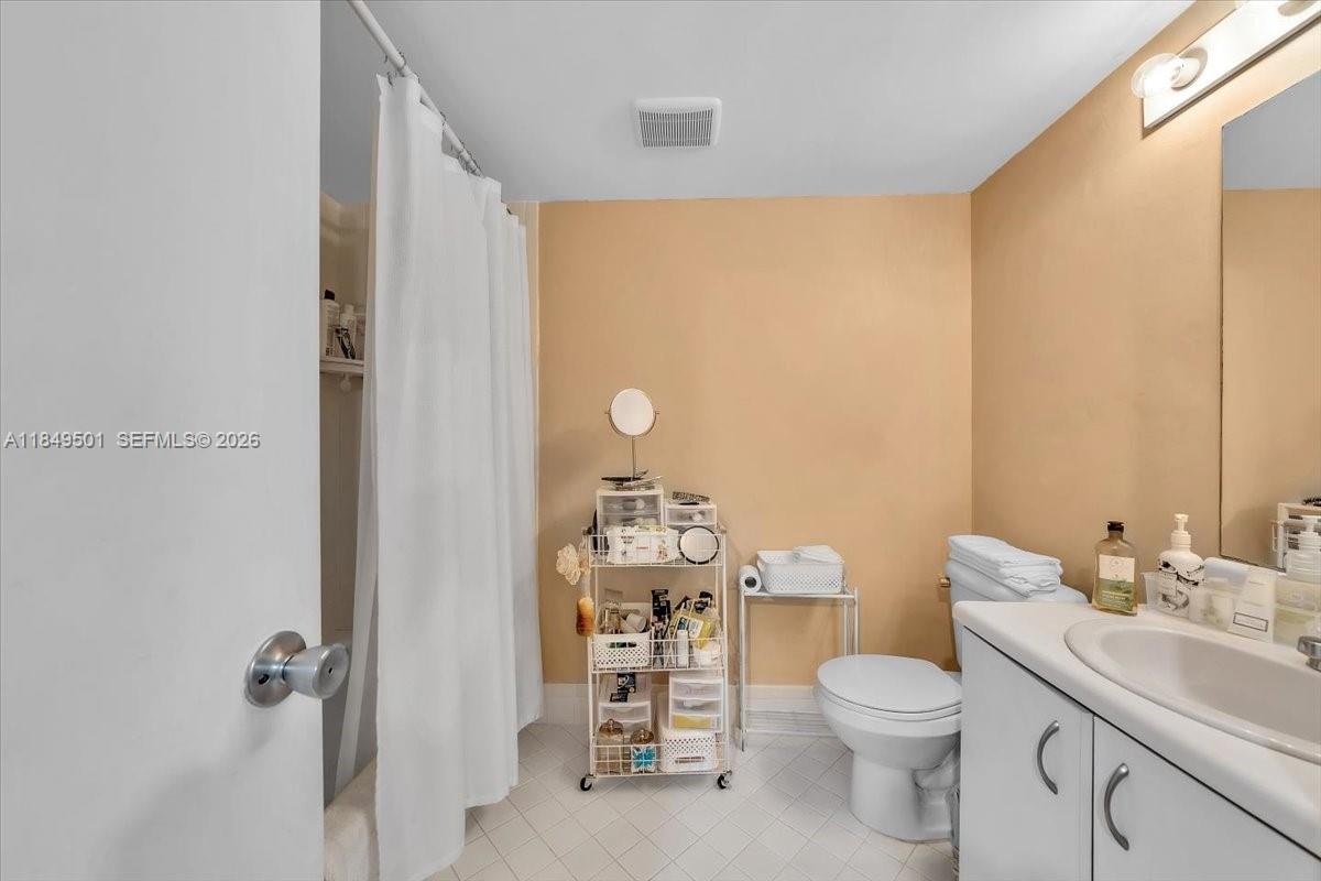 IVANHOE EAST III - Residential