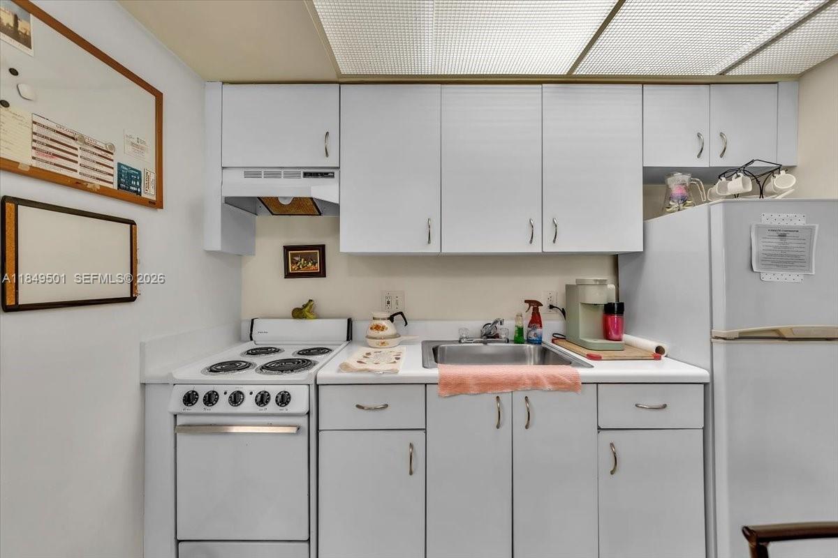 IVANHOE EAST III - Residential