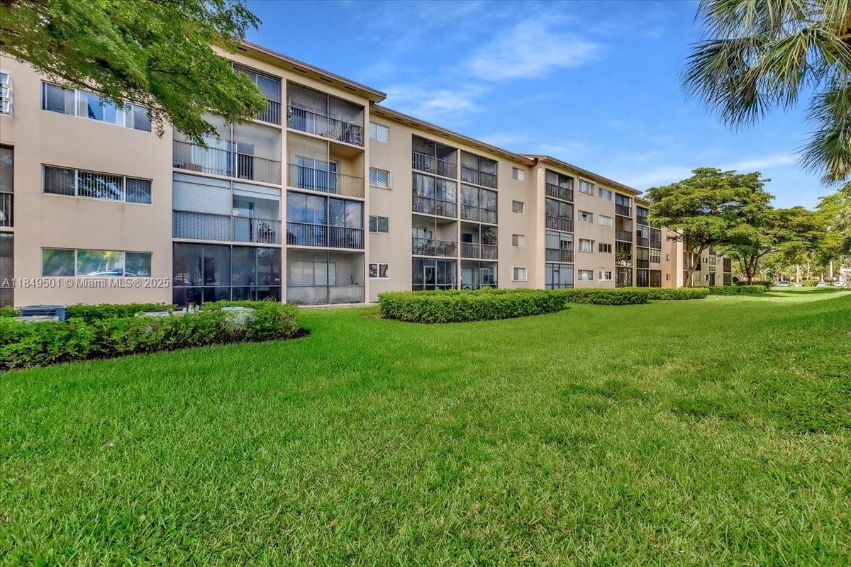 IVANHOE EAST III - Residential