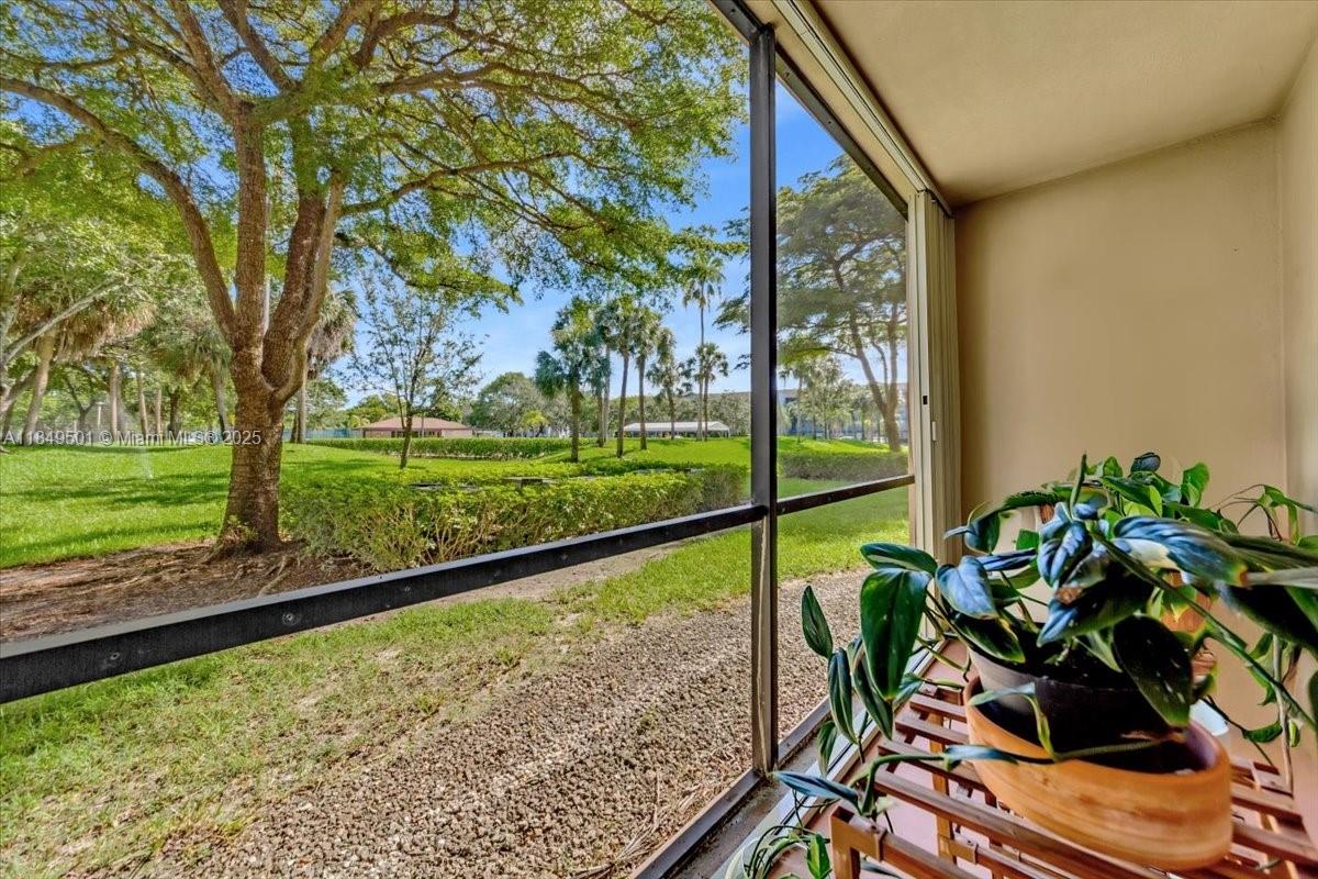 IVANHOE EAST III - Residential