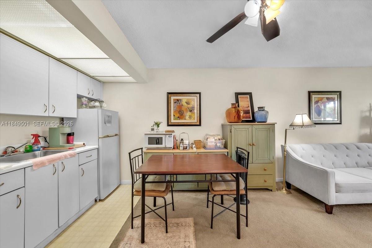 IVANHOE EAST III - Residential