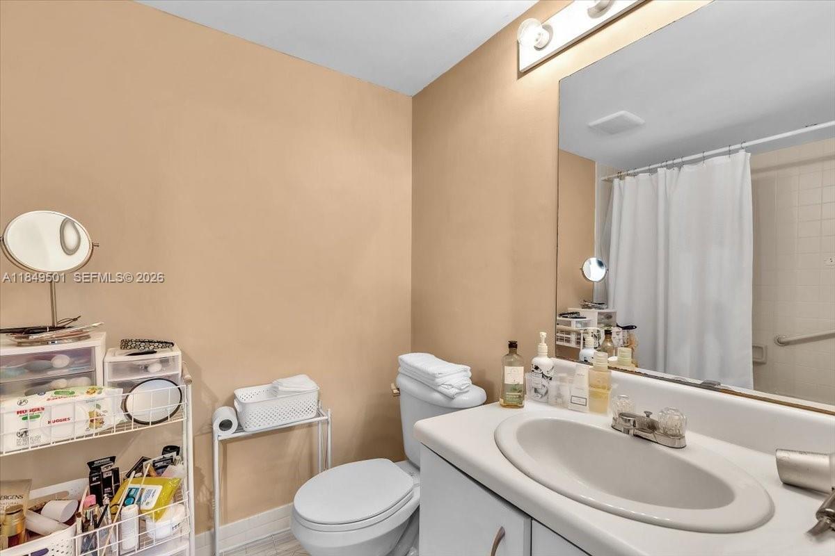 IVANHOE EAST III - Residential