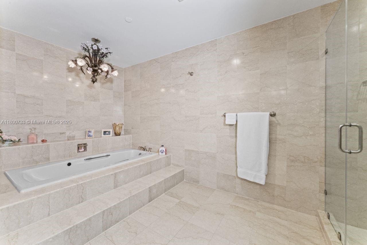 BAYVIEW FISHER ISL CONDO - Residential
