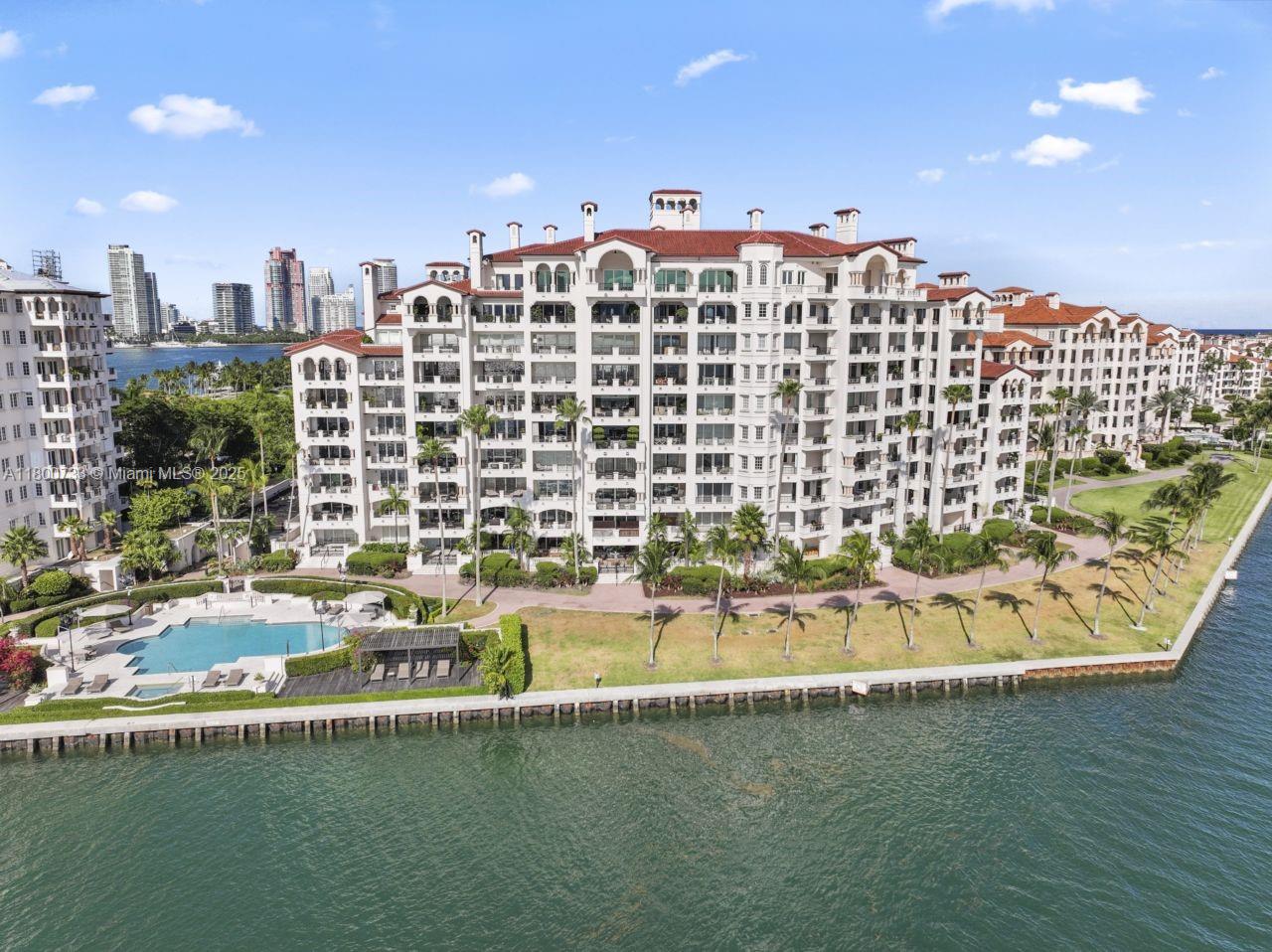 BAYVIEW FISHER ISL CONDO - Residential