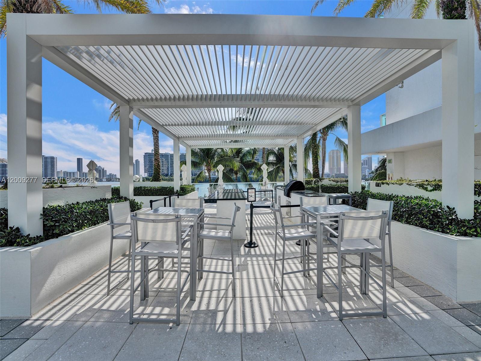 THE PENINSULA CONDO - Residential