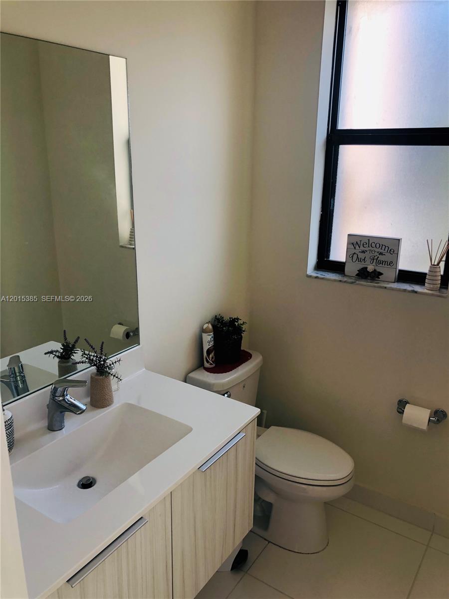 GRAND BAY SOUTH TOWNHOMES - Residential Lease