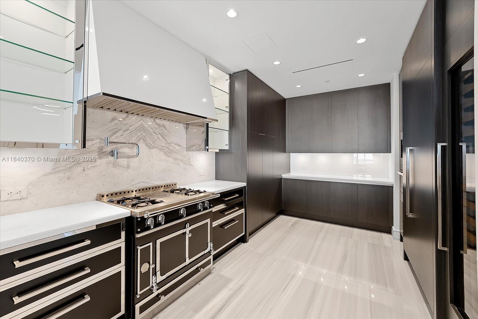 777 VIA ACQUALINA CONDO - Residential Lease