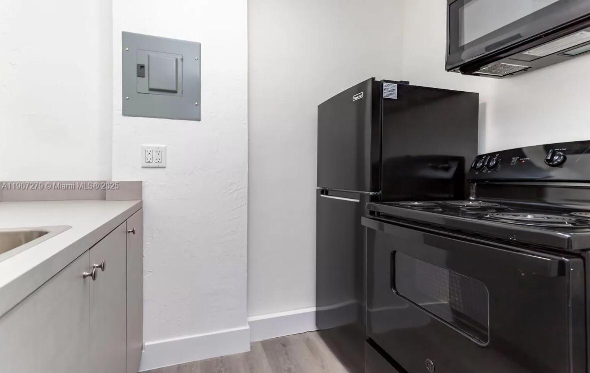 CITY OF MIAMI SOUTH - Residential Lease