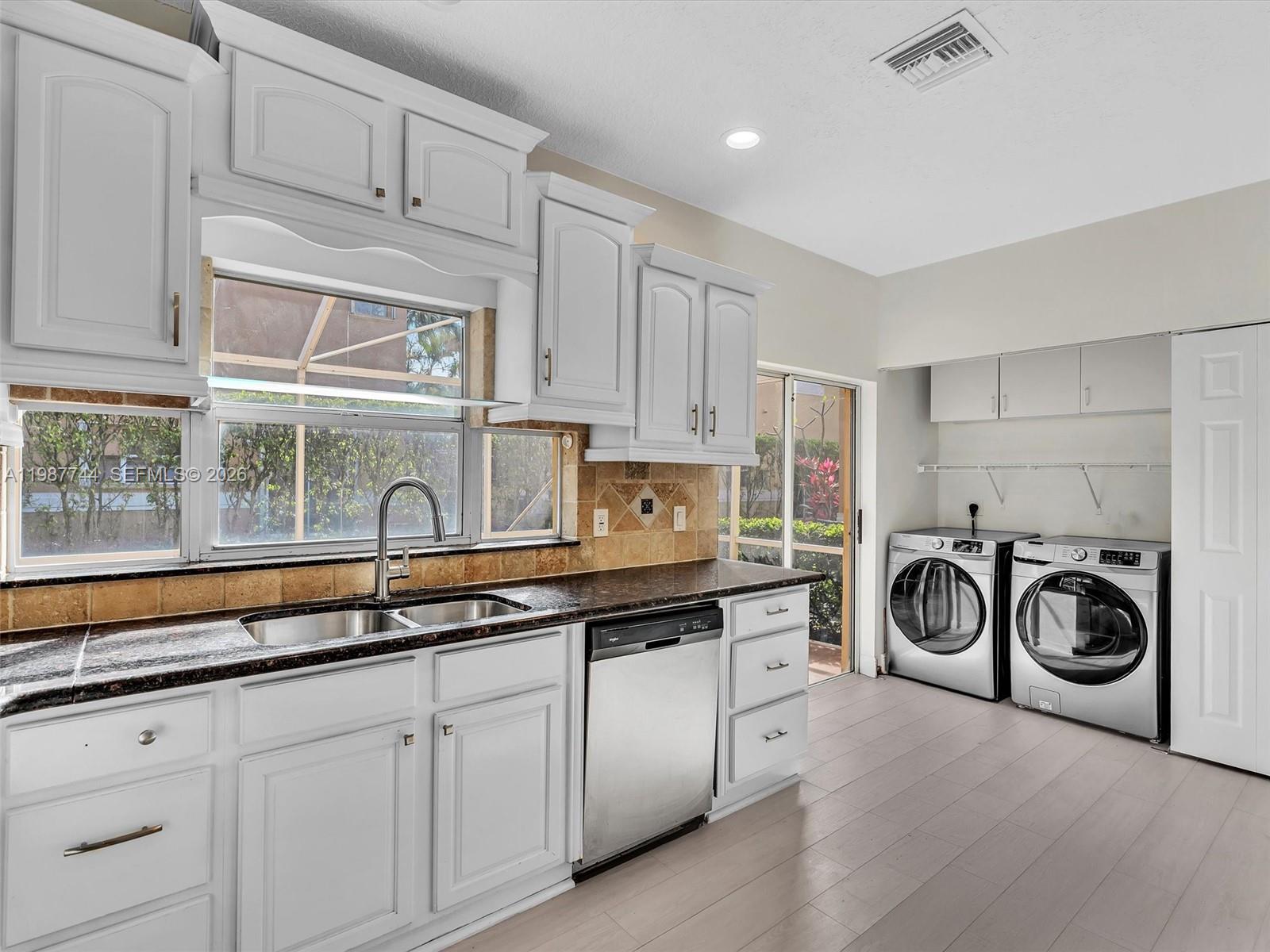 PORTOFINO CONDOMINIUM SEC - Residential Lease