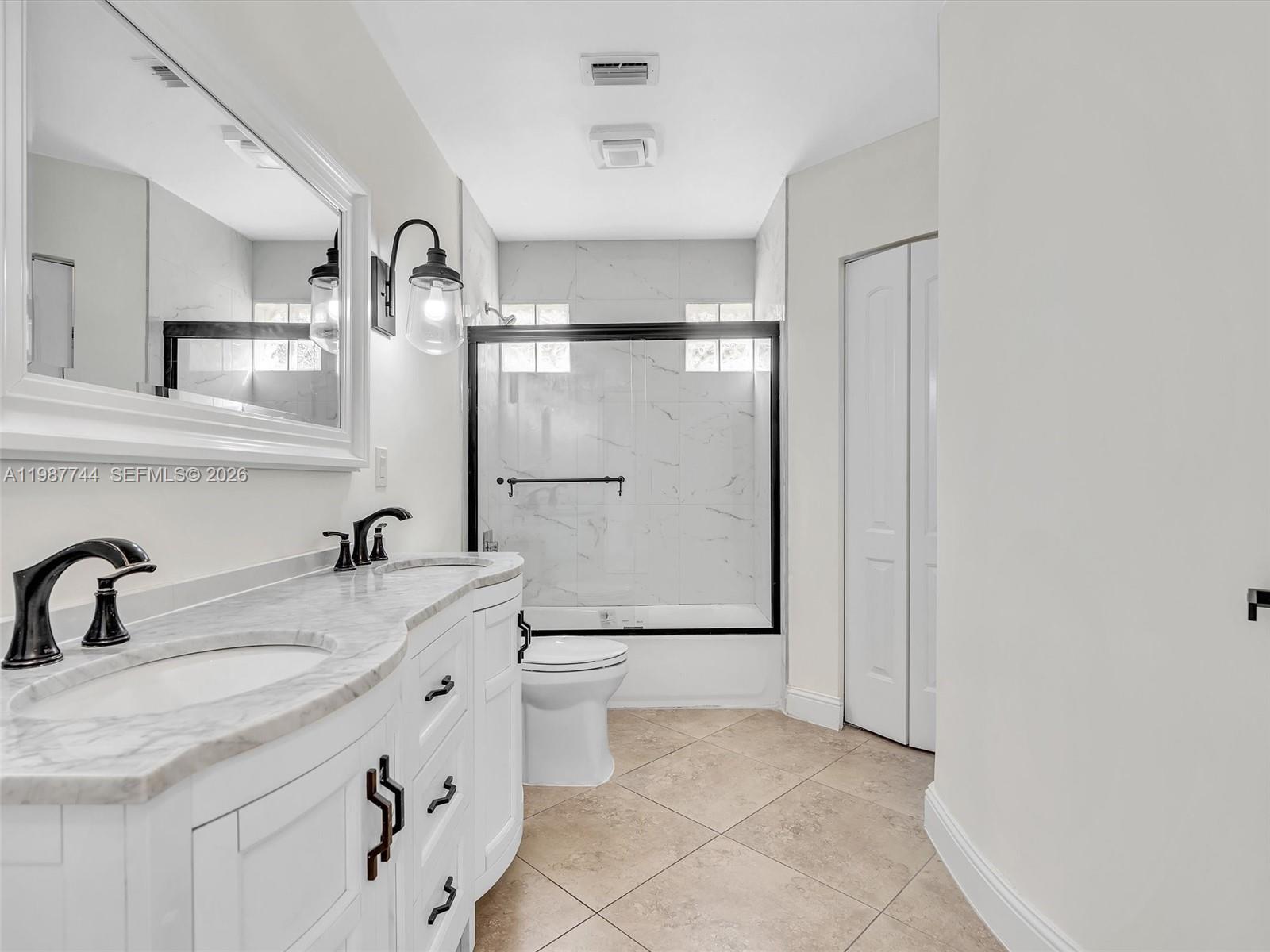 PORTOFINO CONDOMINIUM SEC - Residential Lease