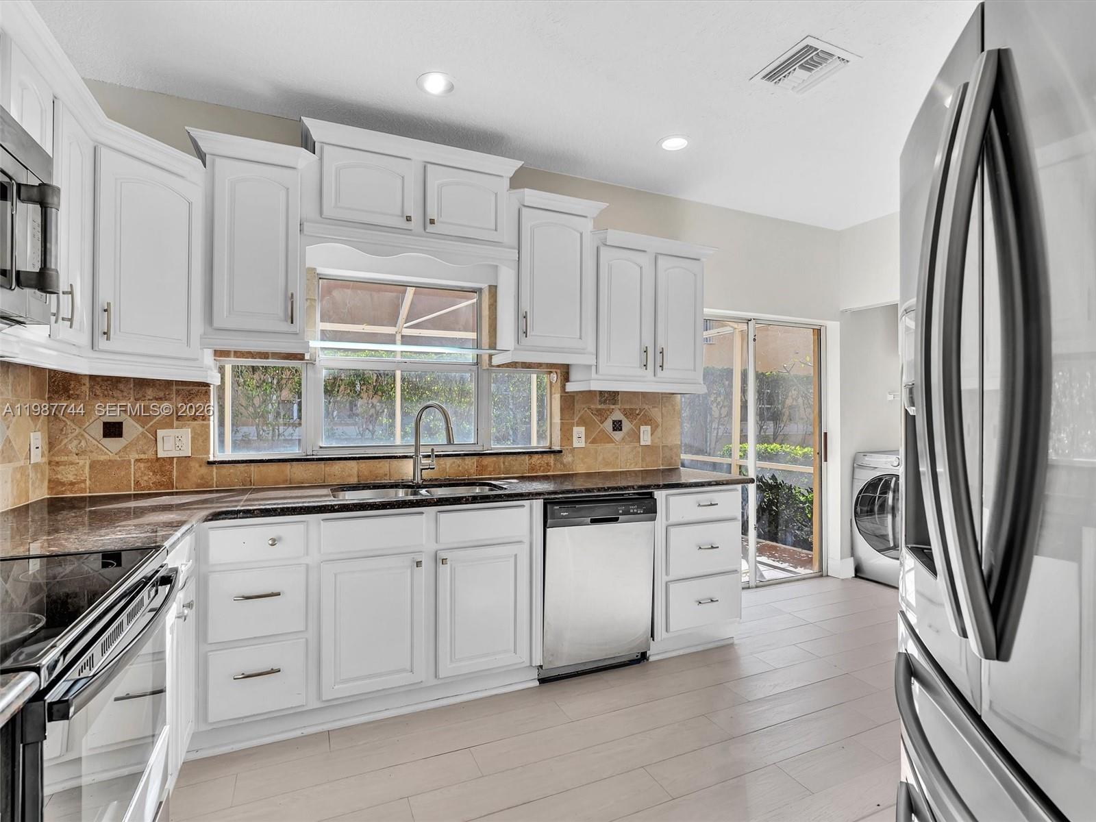 PORTOFINO CONDOMINIUM SEC - Residential Lease