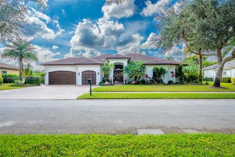 Photo of 13372 SW 40th St, Davie, FL 33330 (MLS # A11918276)