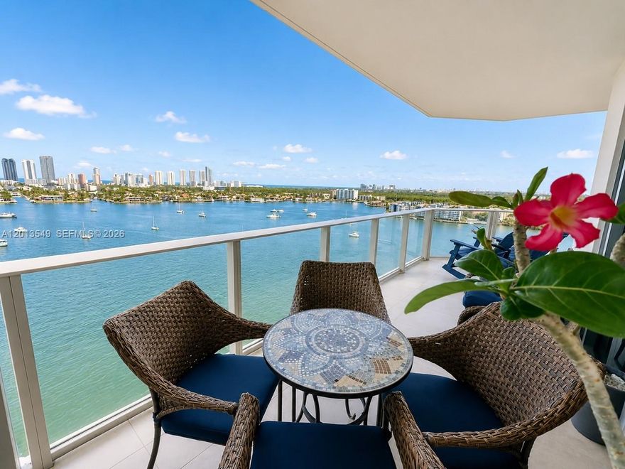 Stunning 3BD + den at Marina Palms Reserve with unobstructed bay & ocean views. The best line from the entire complex. Floor-to-ceiling glass and a spacious terrace showcase breathtaking sunsets.
Designer kitchen featuring Sub-Zero refrigerator & Wolf appliances. Fully smart home with Alexa—control blinds, A/C, and lighting with ease. Resort-style amenities with pool looking the bay, full-service marina, and prime location near Aventura Mall, Bal Harbor Shops & beaches. Luxury waterfront living—move-in ready.