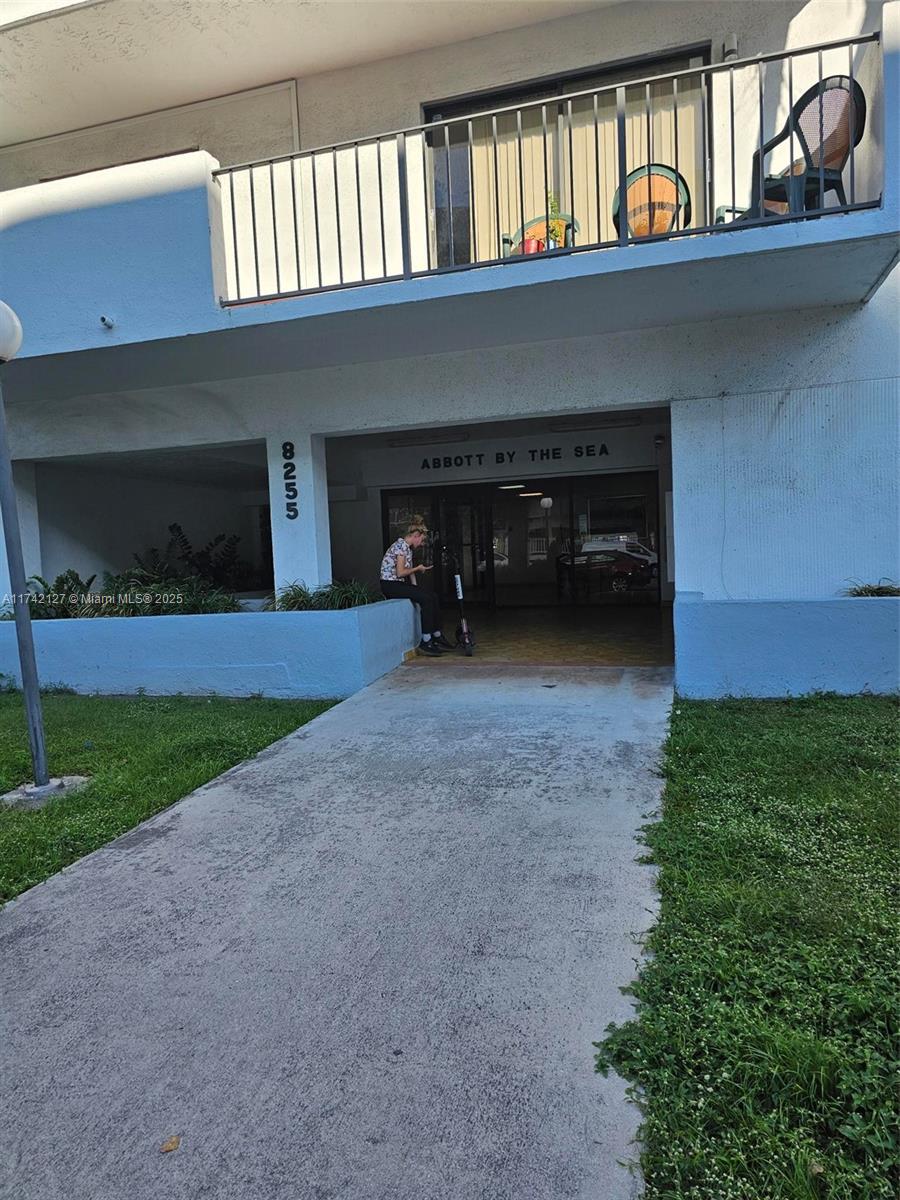 8255 Abbott Ave 303