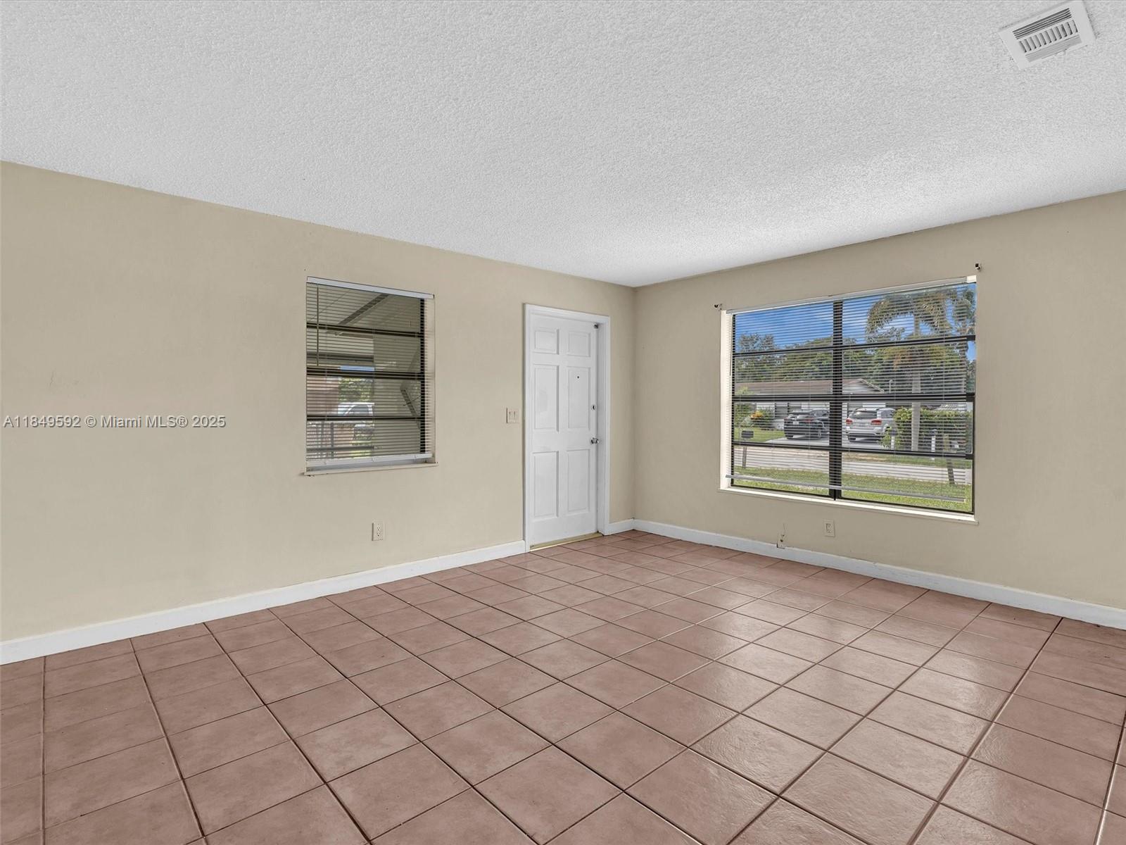 PLAYLAND VILLAGE SEC 3 - Residential Lease