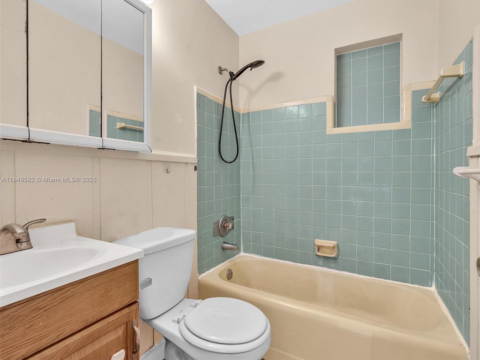 PLAYLAND VILLAGE SEC 3 - Residential Lease