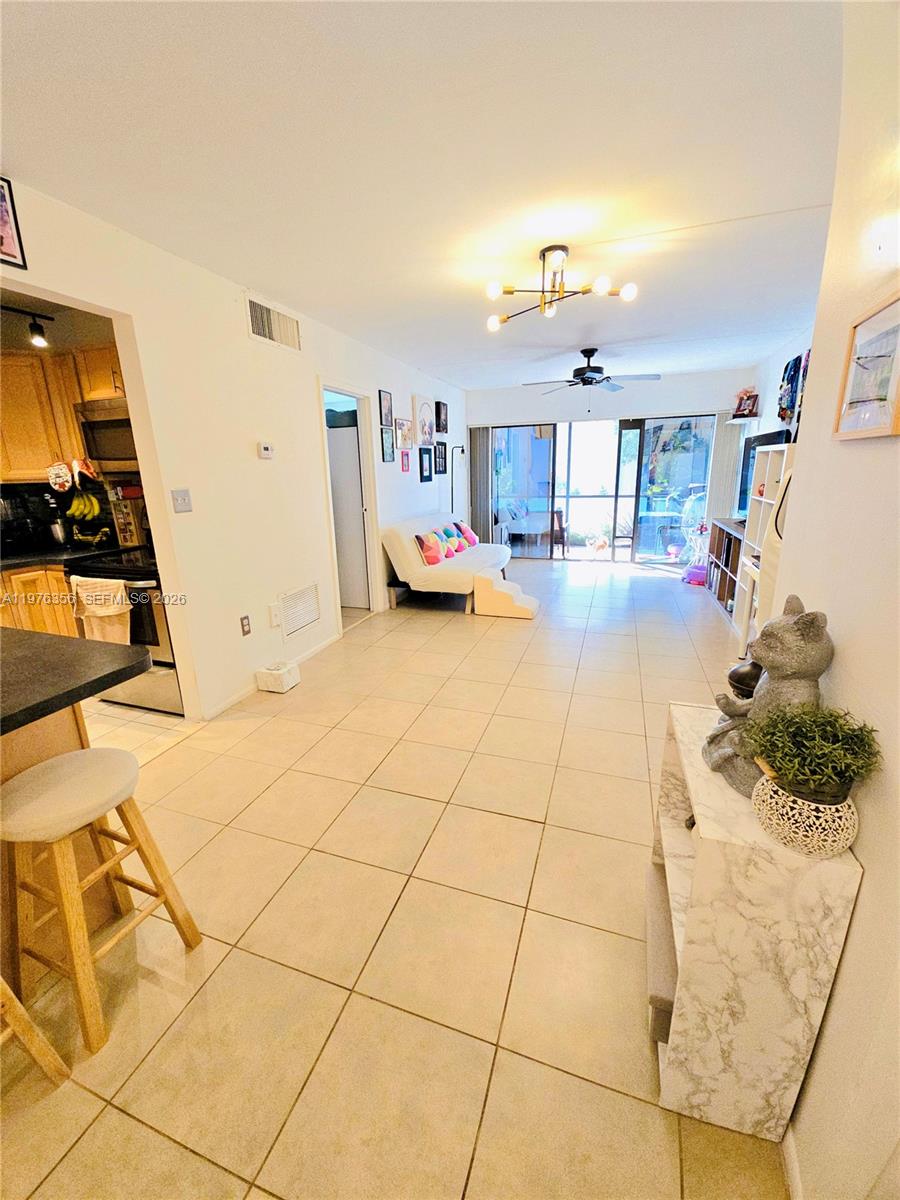 HOLIDAY PARK 1 CONDO - Residential