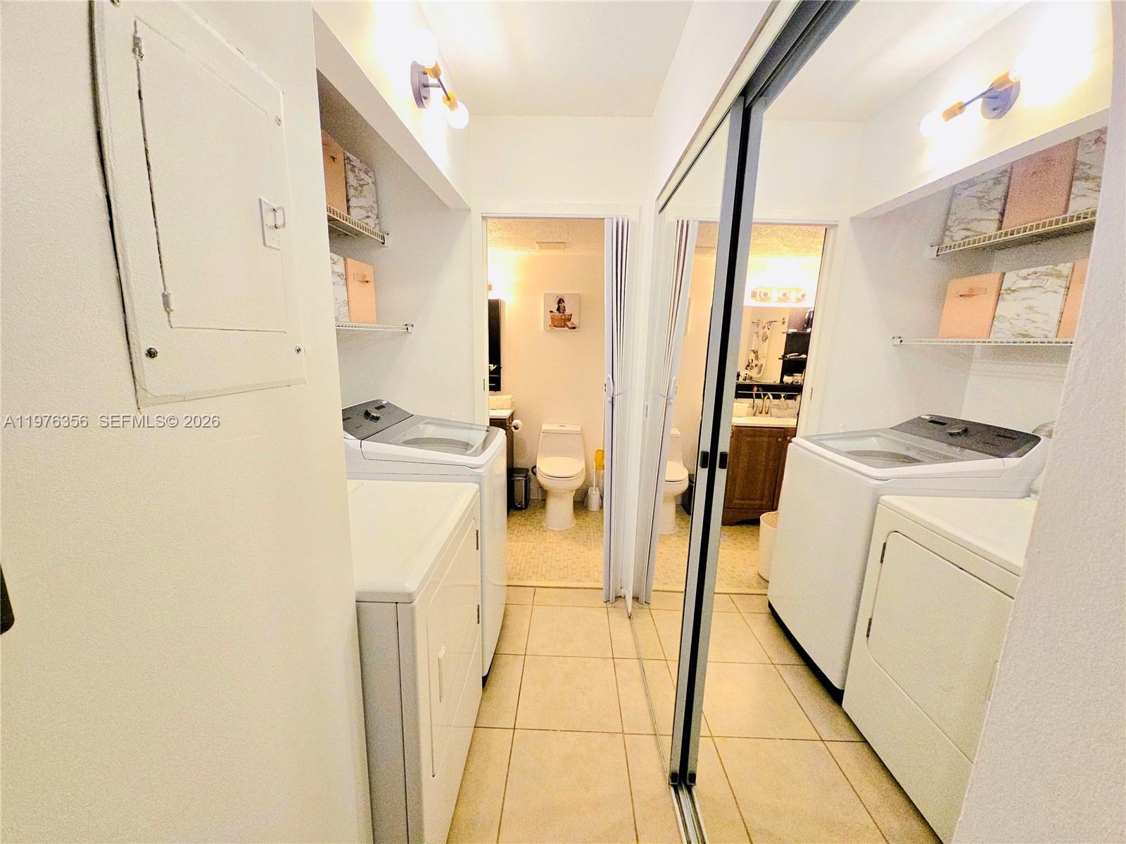 HOLIDAY PARK 1 CONDO - Residential