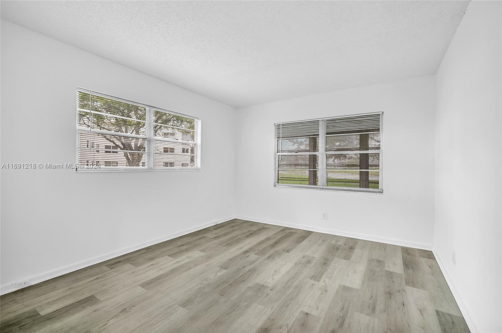 FANSHAW AT CENTURY VILLAG - Residential