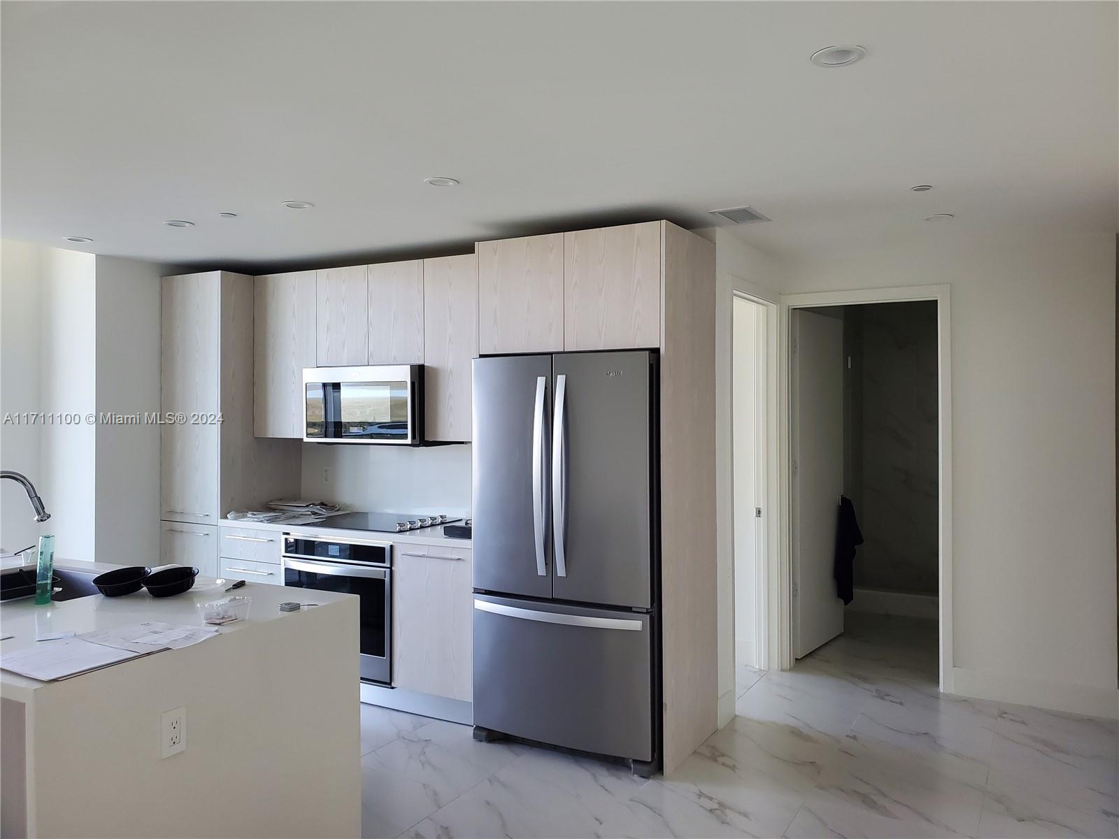 2000 Metropica Way 1801