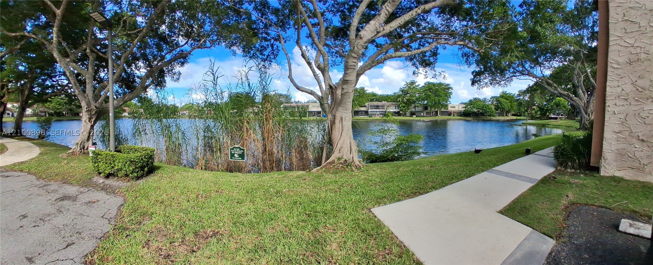 108 Wimbledon Lake Dr