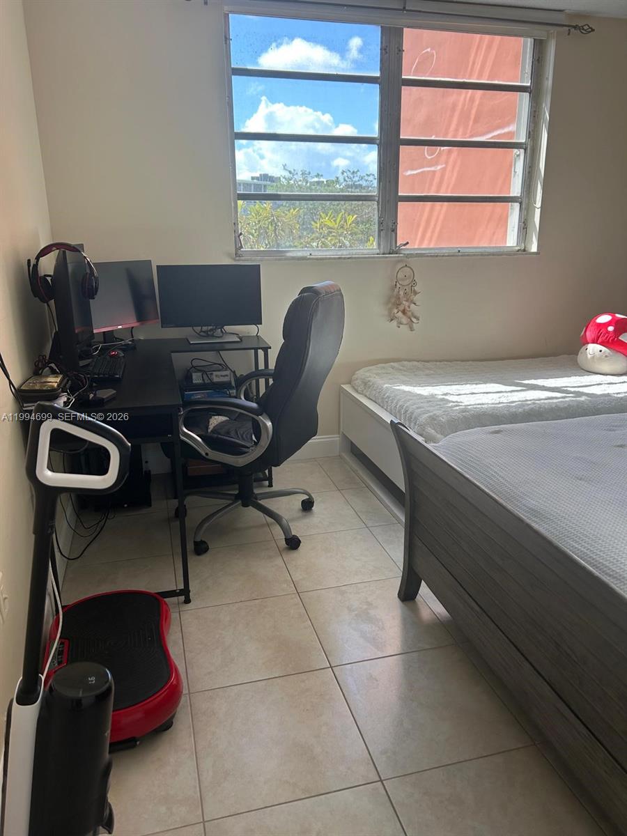 JADE WINDS GRP EASTER LIL - Residential