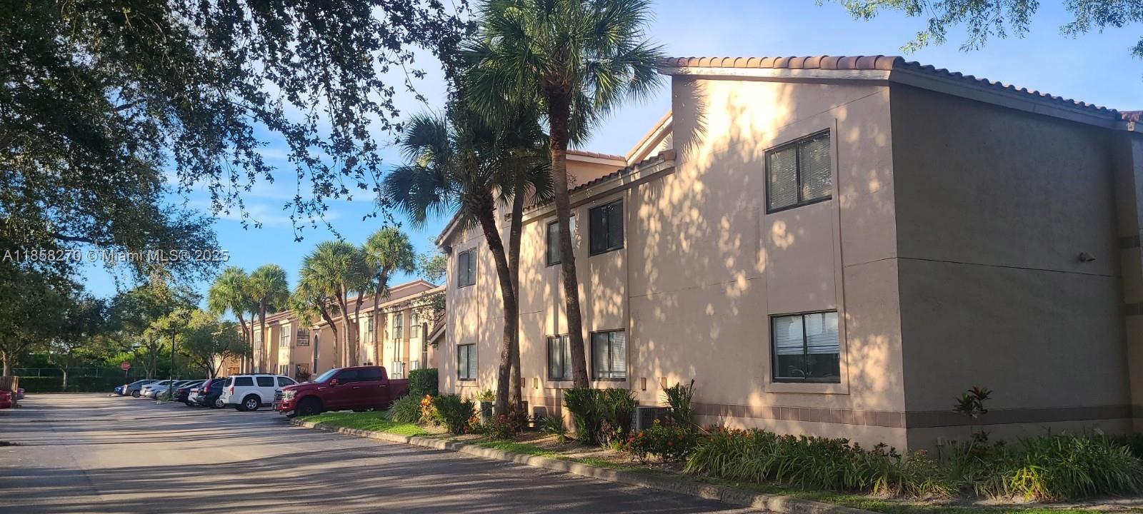 2986 S University Dr 8104